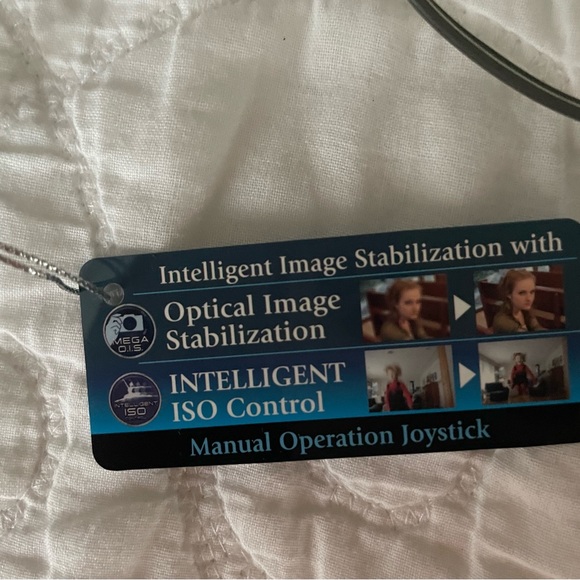 Panasonic lumix fz20 digital camera - Picture 3 of 6